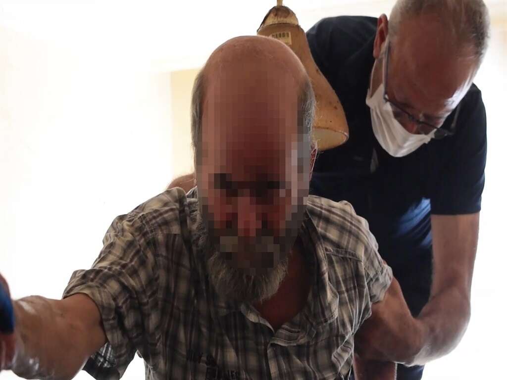 Evinden çıkamayınca yardım istedi! Manzara ekipleri şoke etti 7